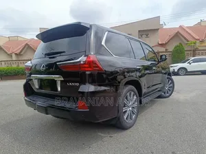 Lexus LX 570 (5 seats) AWD 2017 Black