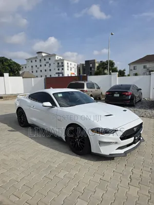 Ford Mustang GT 2022 White