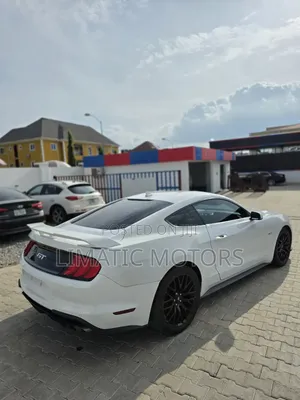 Ford Mustang GT 2022 White