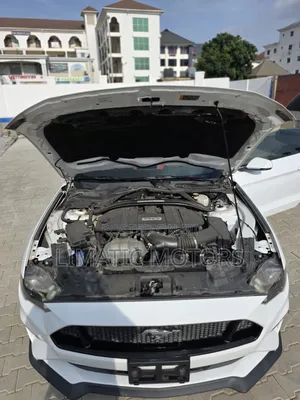 Ford Mustang GT 2022 White