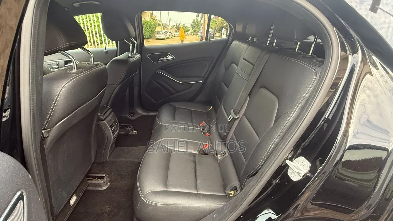 Mercedes-Benz GLA-Class 2018 Black