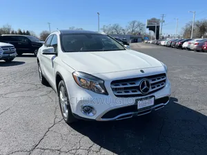 Front Bumper Mercedes Benz Gla250 2015 to 2018