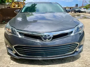 Toyota Avalon XLE Premium 4dr Sedan (3.5L 6cyl 6A) 2014 Gray
