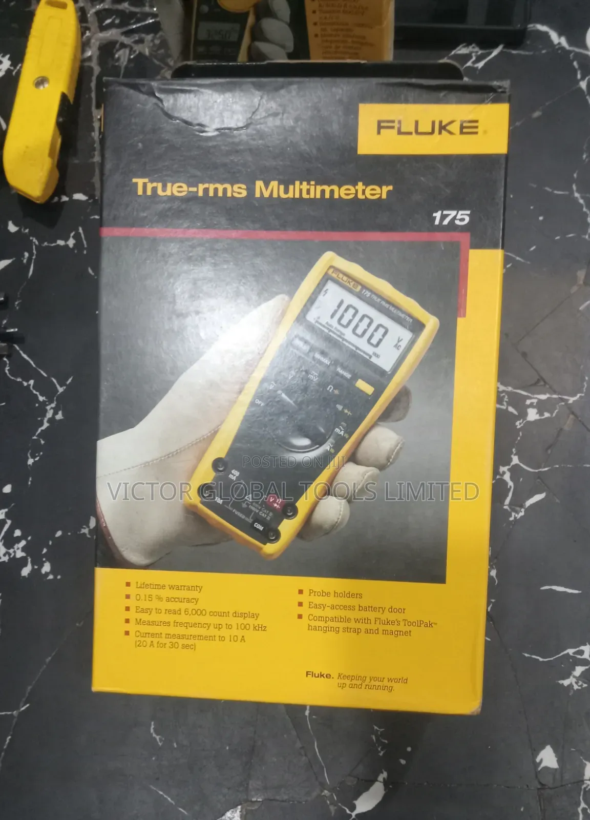 Fluke 175 Digital True RMS Multimeter