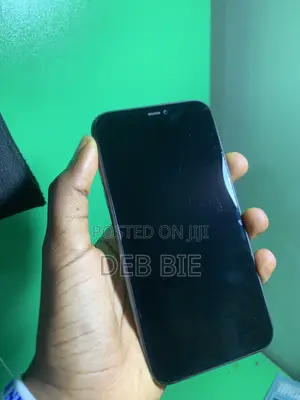 Apple iPhone 11 64 GB Black