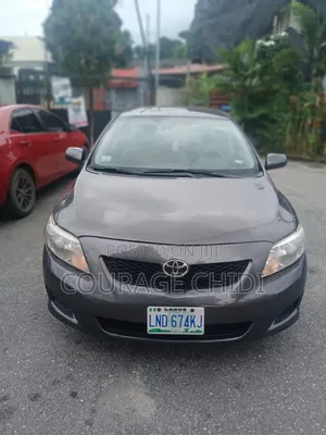 Toyota Corolla 2009 Gray