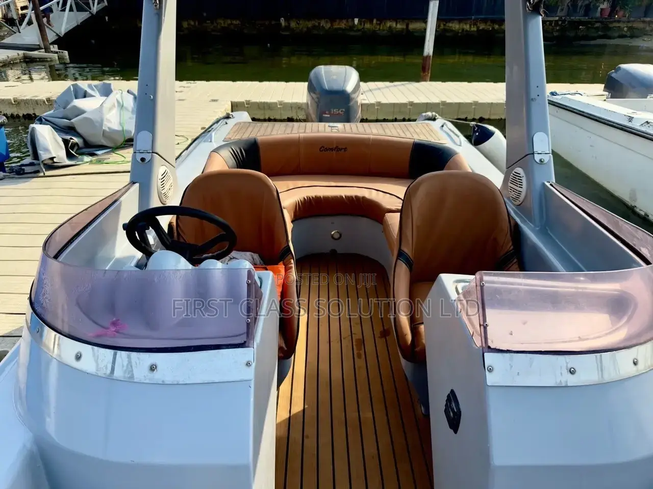Comfort Boat Available for Booking