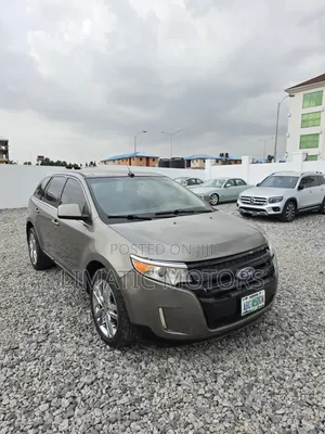 Ford Edge Limited 4dr 4x4 (3.5L 6cyl 6A) 2011 Gold