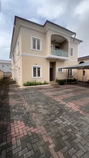 5bdrm Duplex in Lekki Phase 1 for sale