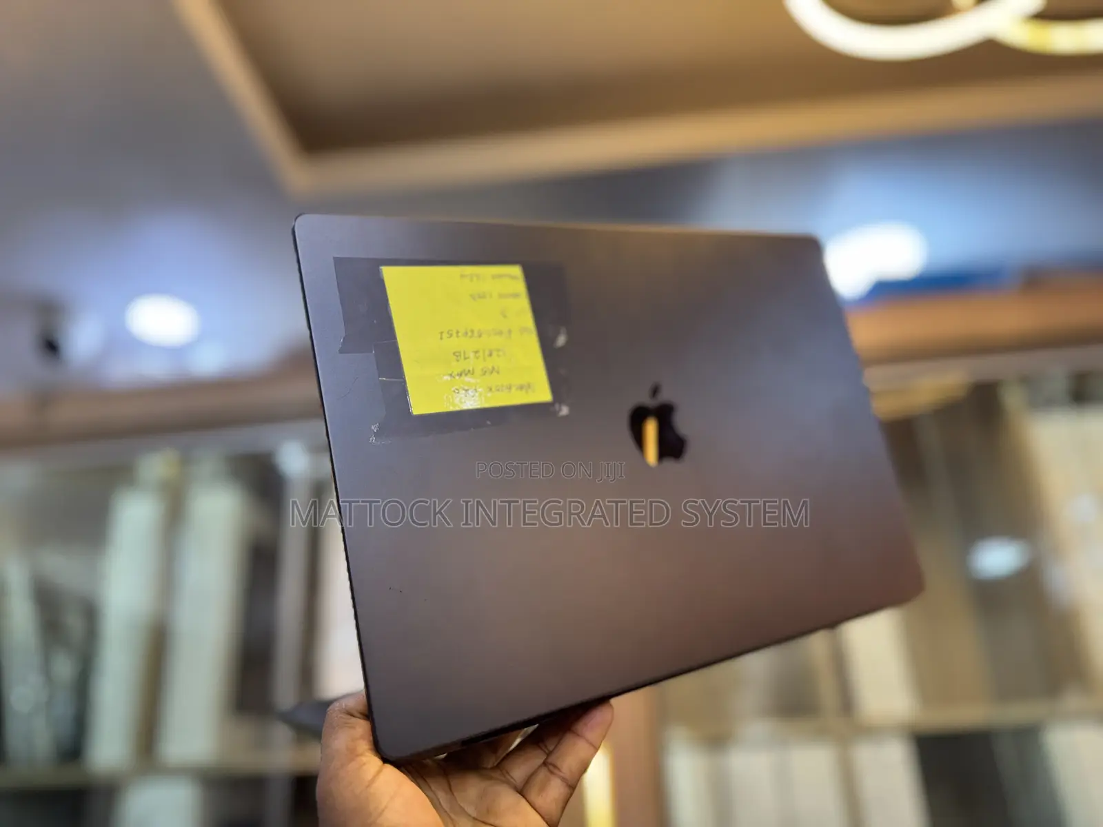 Laptop Apple MacBook Pro 2026 M5 Max 128GB Apple M5 SSD 2T