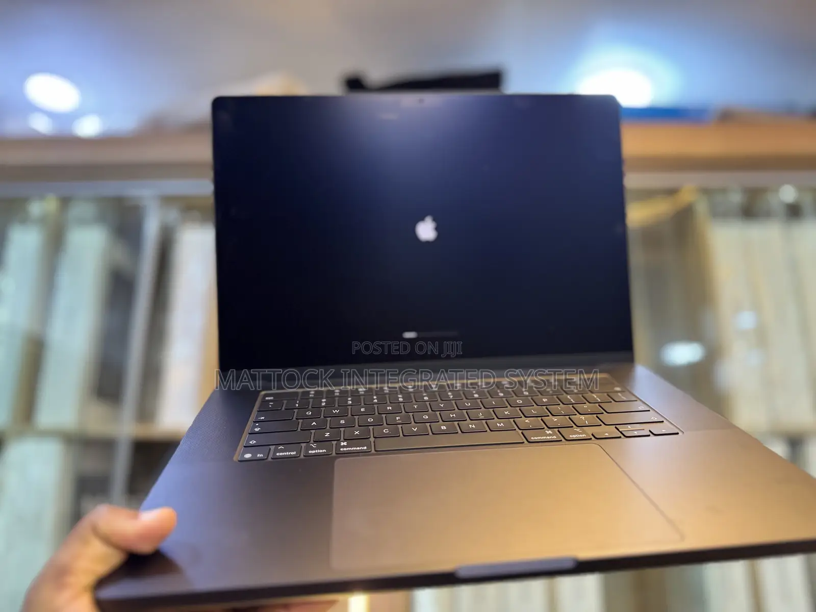 Laptop Apple MacBook Pro 2026 M5 Max 128GB Apple M5 SSD 2T