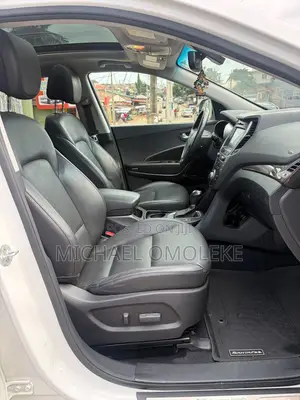 Hyundai Santa Fe Limited Ultimate FWD 2017 White