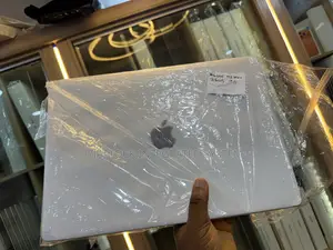 New Laptop Apple MacBook Pro 2024 M3 Max 36GB Apple M3 SSD 1T