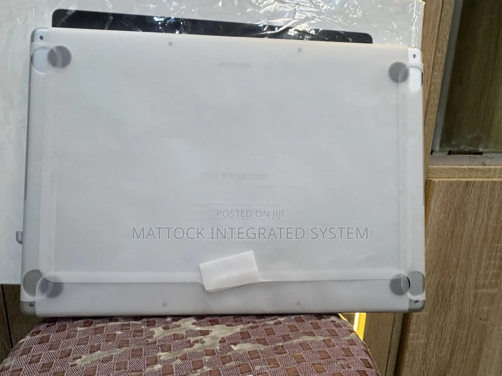 New Laptop Apple MacBook Pro 2024 M3 Max 36GB Apple M3 SSD 1T