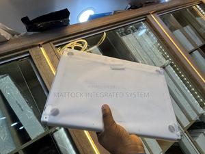 New Laptop Apple MacBook Pro 2024 M3 Max 36GB Apple M3 SSD 1T
