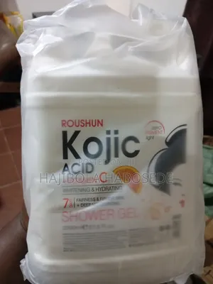 ROSHUN Shower Gels and Body Lotion