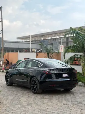 Tesla Model 3 Long Range AWD 2020 Black