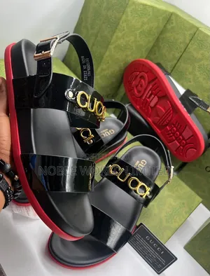 Gucci Sandals/Slide KNS