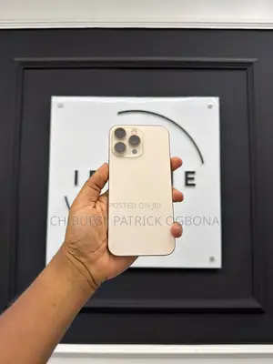 New Apple iPhone 16 Pro Max 256 GB Gold