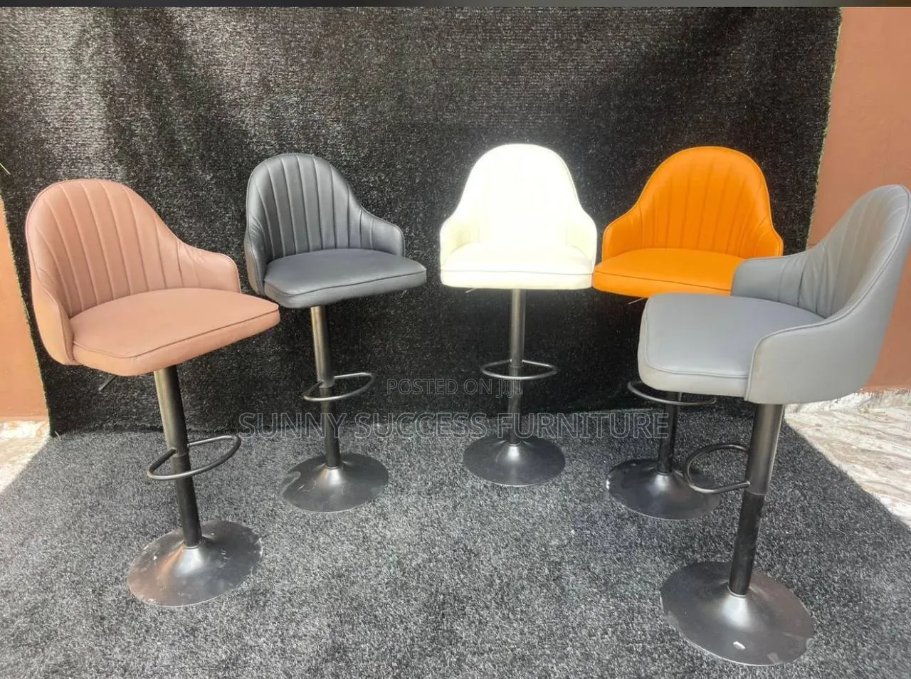 Swivel Bar Stool