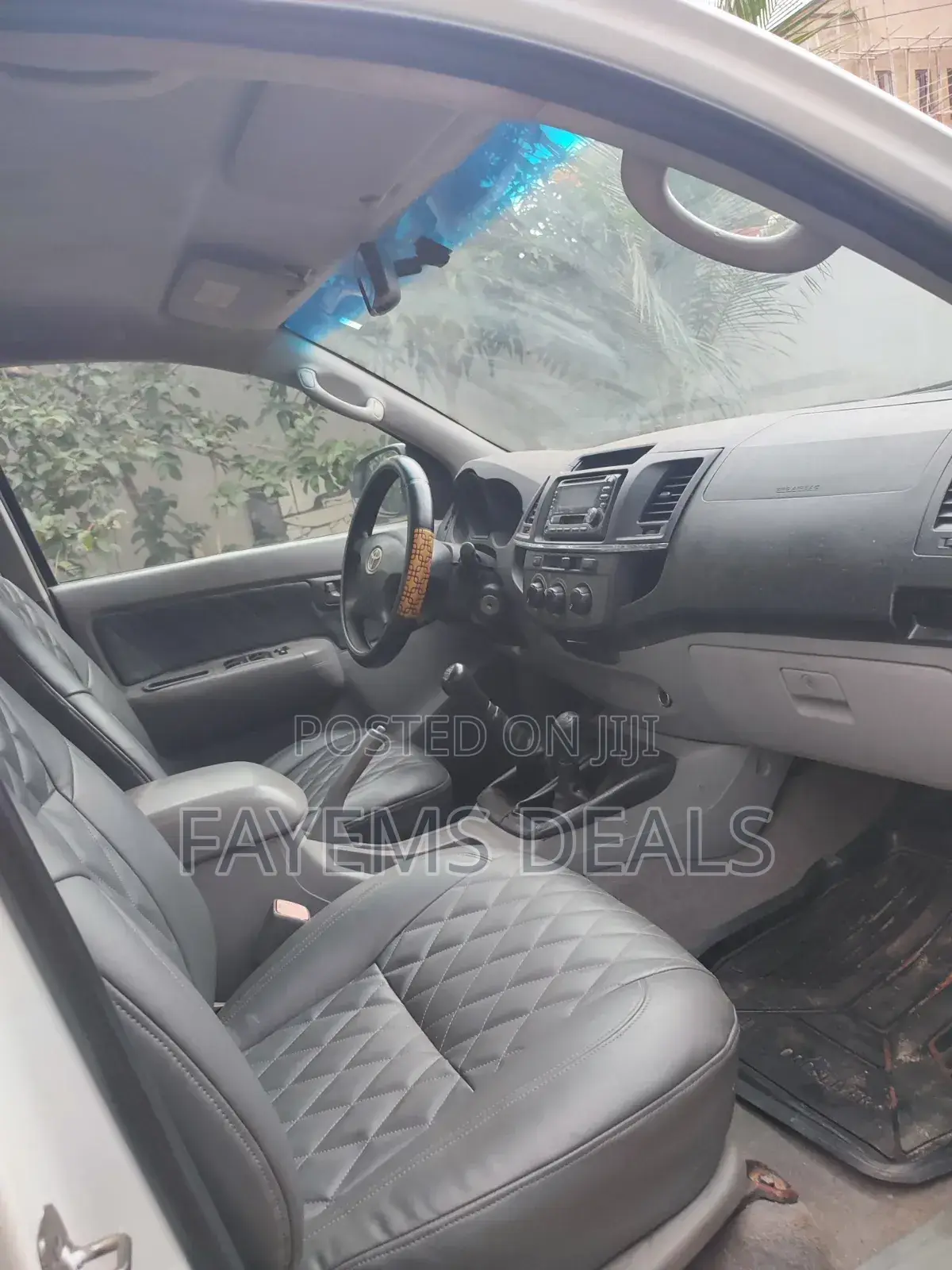 Toyota Hilux 2012 White