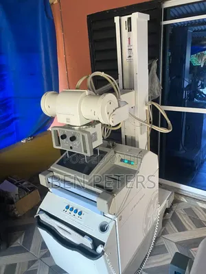GE AMX4 Plus DR Mobile X-Ray Machine