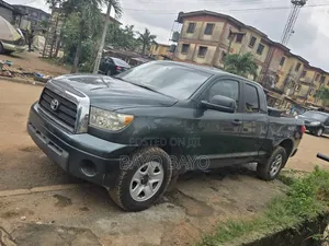 Toyota Tundra 2009 Green
