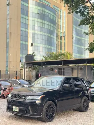 Land Rover Range Rover Sport SVR 2018 Black