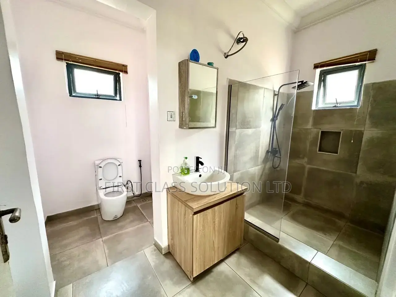 Luxury 2 Bedroom Beach House