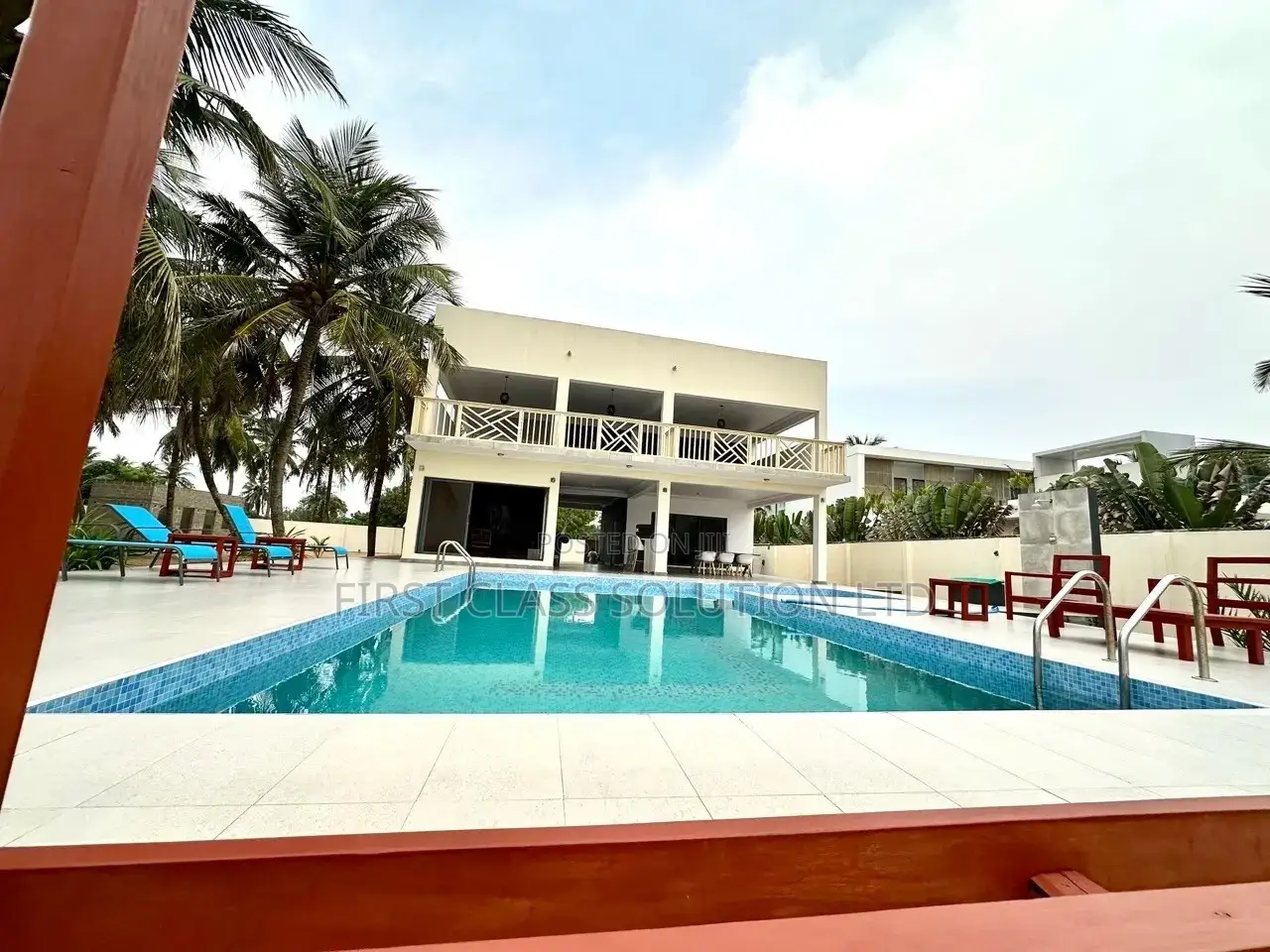 Luxury 2 Bedroom Beach House