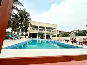 Luxury 2 Bedroom Beach House