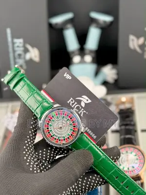 *Rick Leather Spinning Wrist Watch