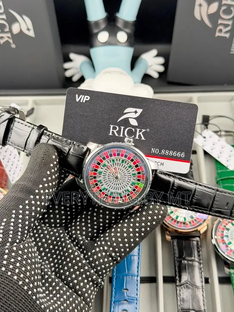 *Rick Leather Spinning Wrist Watch