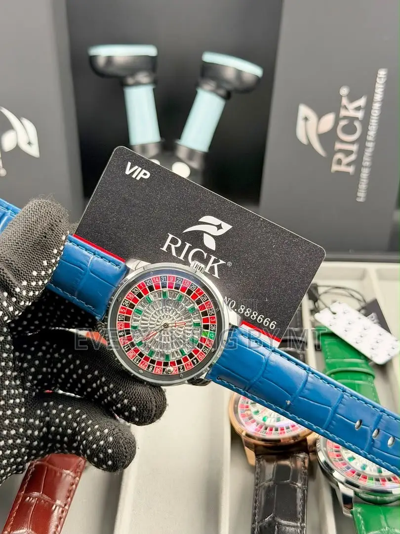 *Rick Leather Spinning Wrist Watch