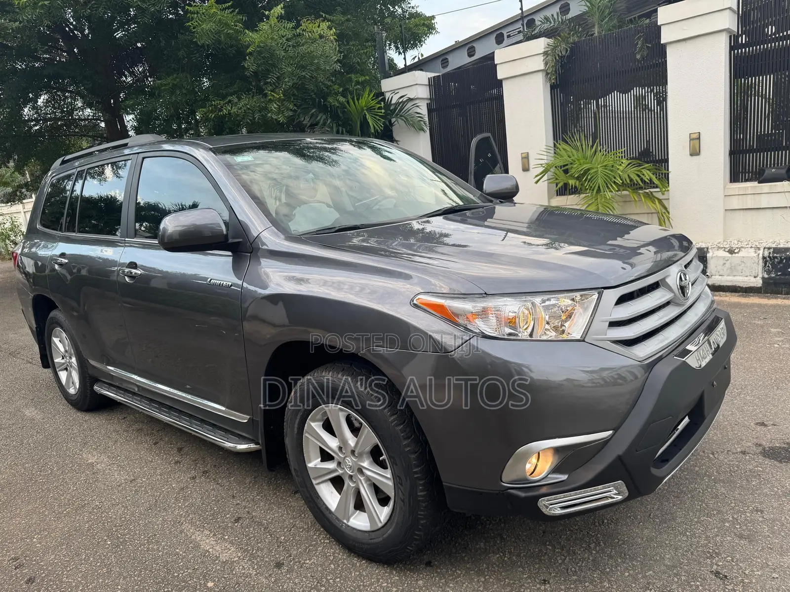 Toyota Highlander 2013 Gray