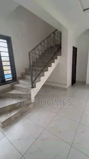 Furnished 4bdrm Duplex in Obanikoro for rent