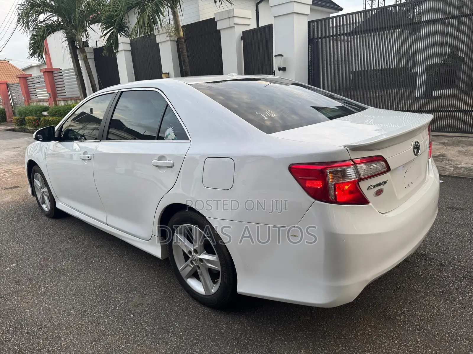 Toyota Camry 2013 White