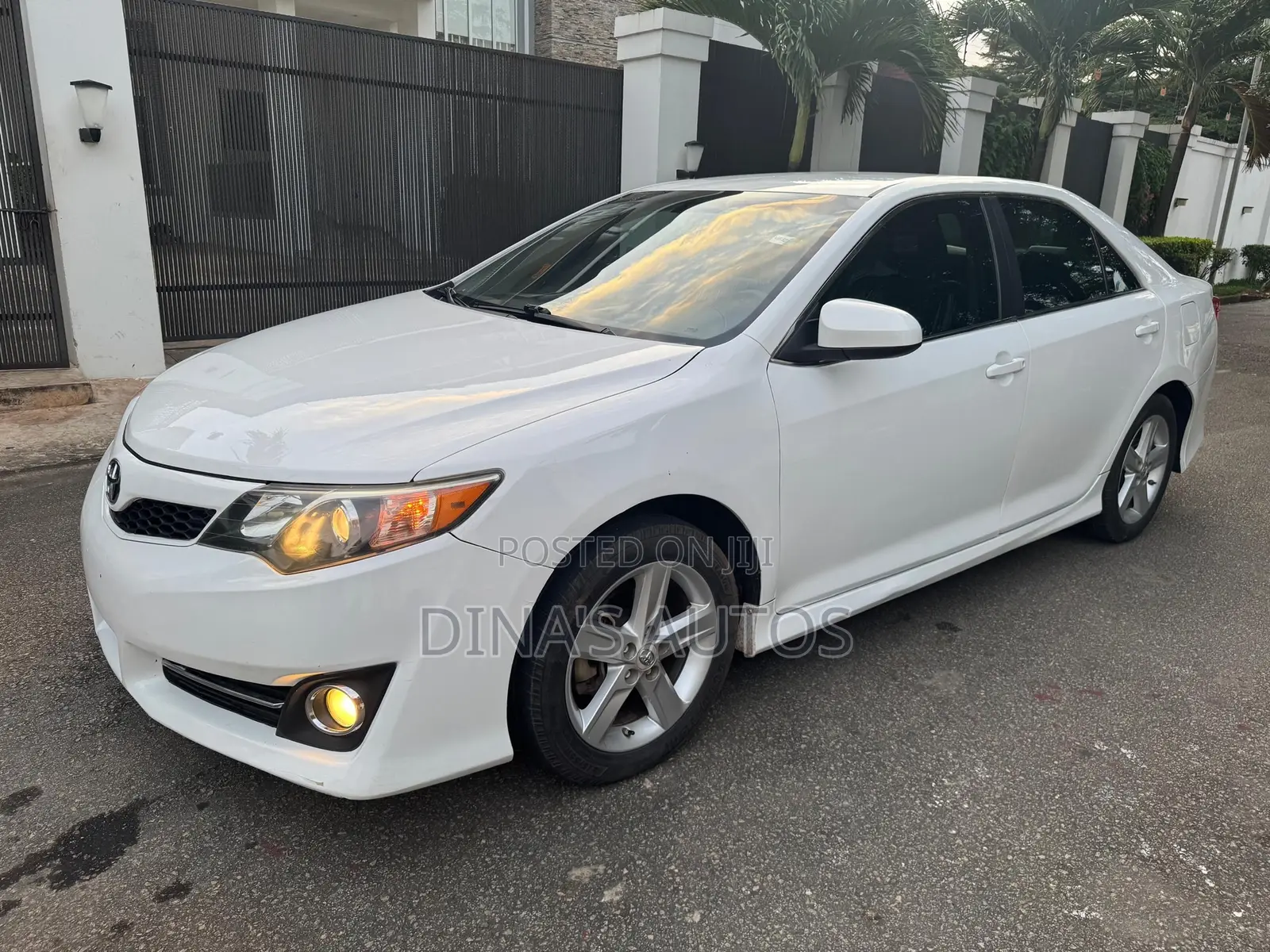 Toyota Camry 2013 White