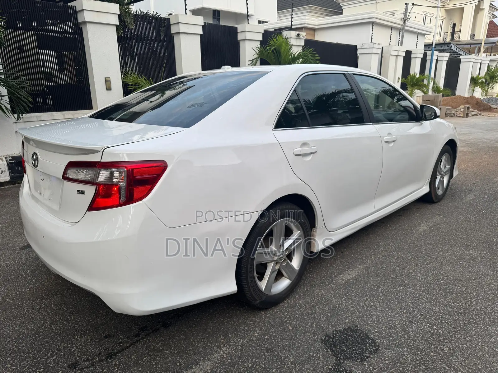 Toyota Camry 2013 White