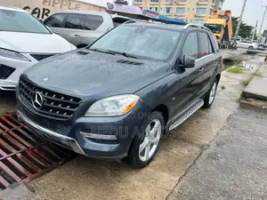 Mercedes-Benz M Class 2012 Gray