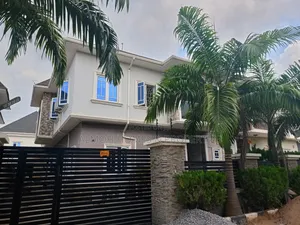 4bdrm Duplex in Sabon Lugbe for rent