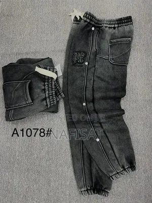 Baggy Trousers
