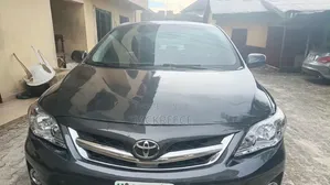 Toyota Corolla 2013 Black