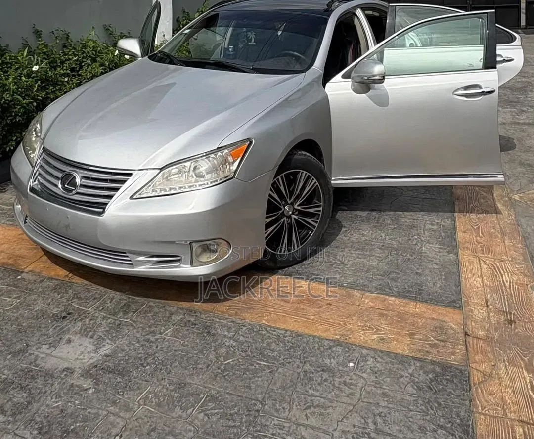 Lexus ES 350 2010 Silver