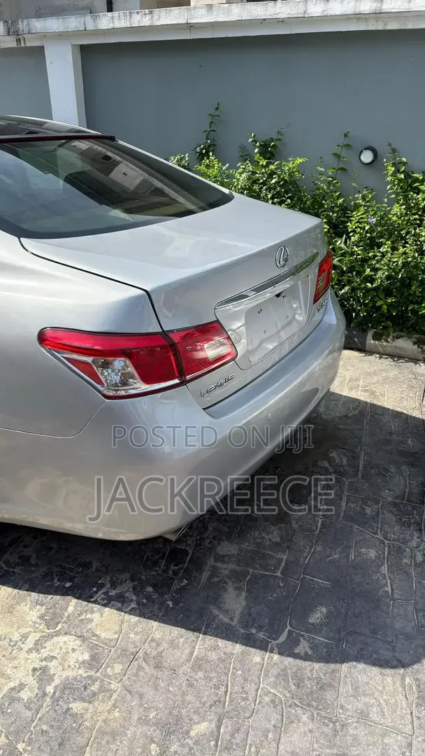 Lexus ES 350 2010 Silver