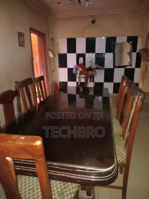 Dinning Table