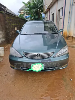 Toyota Camry 2005 Green