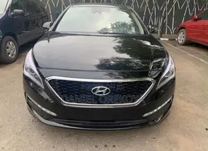 Hyundai Sonata Limited w/Brown Leather 4dr Sedan (2.4L 4cyl 6A) 2015