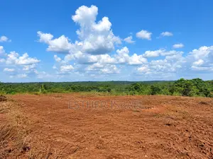 Land in Lugbe 8 Million Naira