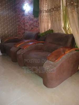 1 Quater Set of Chair